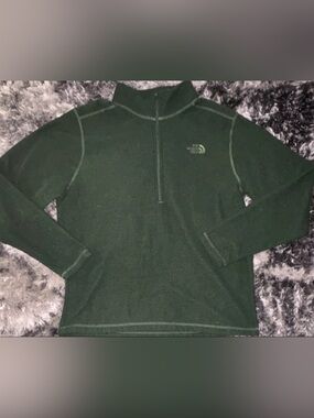 North Face Men’s Green Fleece 1/4 Zip Sweatshirt